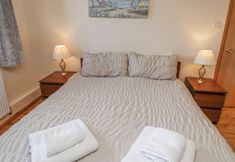 Others 5 Dunstanburgh View