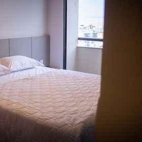 Room 1 ActualHouse Santa Mônica, Tubal Vilela Square Hotels