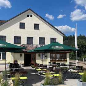 Primary image 1 เรอเมอร์คาสเทล เวิร์ตส์เฮาส์ แอนด์ โรงแรม, โรงแรม & ที่พัก Stammham