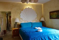 Others 5 Mid-century Ocean View Apartment