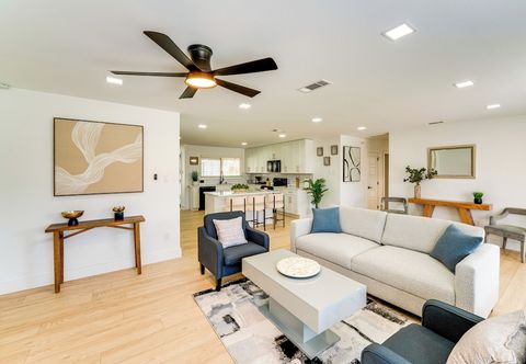 其他 Covered Patio & Private Yard: Dallas Area Home