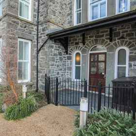 Primary image 1 Harlech Apartments - Bendigeidfran, Pistyll Hotels