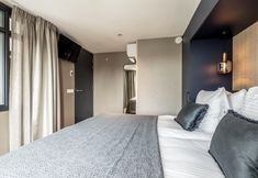Others 7 Stylish Delft Apartment
