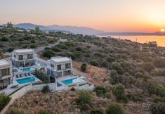 Others 3 Skyfall Villas - With 12 Bedrooms
