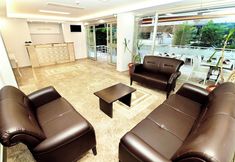 Others 2 PALM BEACH HOTEL