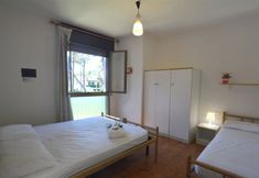 Others 2 Comfortable Flat With Balcony for 9 Guests in Lignano Sabbiadoro