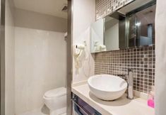 Others 6 Sushi Select Hotel (Caoyang Road Subway Station)