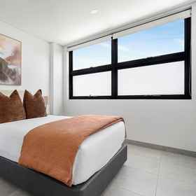 Room 1 Elizabeth Street Apartments, Telecom Business Consultants Hotels