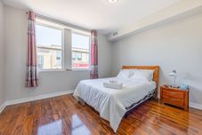 其他 Chic 1BR Retreat Perfect for Niagara Falls Trips