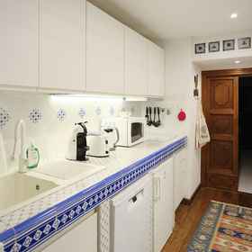 Room 1 Casa Matisse - CM in Andora, Hotel Wall of Alassio