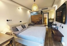 Others 2 Beijing Hills & Hutong City Retreat