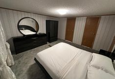 其他 5 Catskills Spring 40 Acre Land With Forest Trails