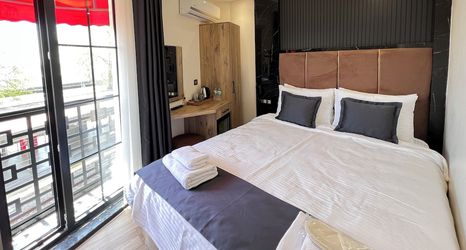 Khác 2 The Bail Hotel