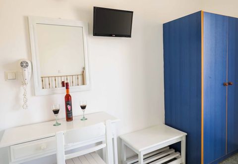 其他 Finikas Santorini