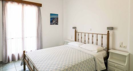 其他 2 Finikas Santorini