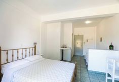 其他 3 Finikas Santorini