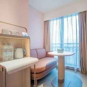 Room 1 HanTing Hotel (Chongqing Liziba Niujiaotuo Subway Station), Daping Hotels