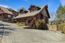 기타 Suite at Dollywood Lane