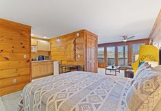 기타 4 Suite at Dollywood Lane