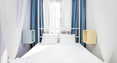 其他 2 Retro Glamour by Upstairs