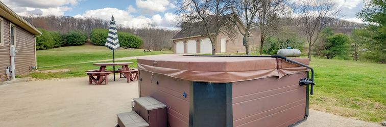 อื่นๆ Game Room & On-site Pond: Laurelville Retreat!