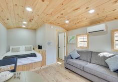 其他 4 Close to Trails: Studio w/ Water Views