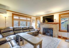 その他 3 Charming Tudor-style Rental Near Green Lake!