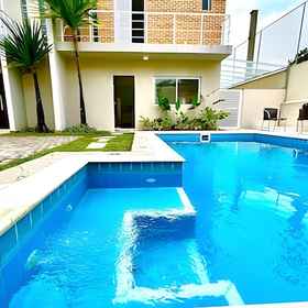 Primary image1Casa em Maresias - 50 metros da praia - 2,圣保罗州別墅