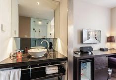 Others 6 Orange Hotel (Shanghai Zhenru Subway Station)