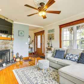 Primary image1Hike, Fish, Ski & More: Spacious Gem in Catskills!,奥兰治县飯店