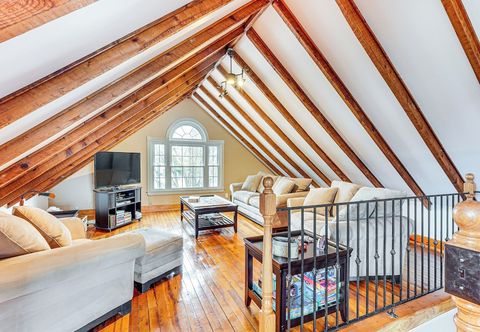 Others Hike, Fish, Ski & More: Spacious Gem in Catskills!