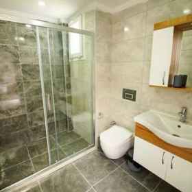 Bathroom1Aydınsuit,切伊利飯店