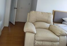 Others 6 Small 2 bedroom flat 7a Rangiatea Road