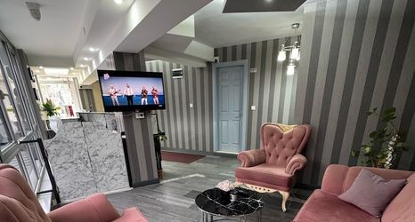 其他 2 GRAND LOFT OTEL