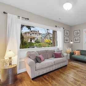 Primary image 1 Madrona Bliss A Modern Escape, Seattle Children's Hospital Hotels