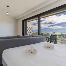 Room 1 Fenix III in Funchal, Funchal Hotels