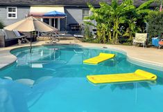 Others 3 Family Home w/ Private Pool & Hot Tub in Lewes