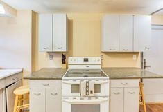 Others 5 Walkable Studio in the Heart of Pittsburgh!