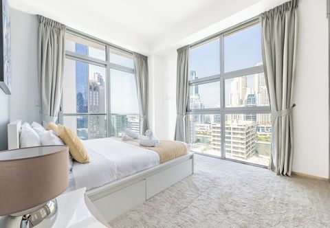 Others Waterfront 3BR with Marina View at DEC