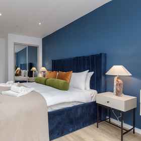 Room 1 ケーブルストリート サービスド アパートメンツ, ザ・コメディ・ストア ホテル