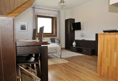 Lainnya 6 Lipowe Wzgórze