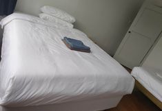 Others 2 3 Bedroom House