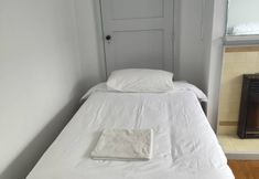 Others 4 3 Bedroom House