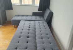 Others 5 3 Bedroom House