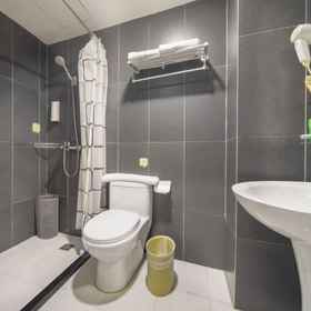 Room1Youhai Hotel (Shanghai University Qinghe Road),Treasure Box飯店