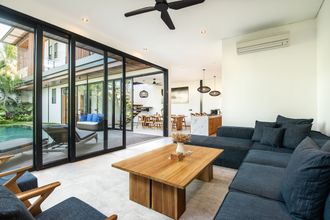 Lainnya 4 Noma 6 Dollar in Pererenan