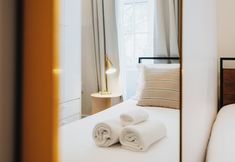 Others 2 Outsite Chelsea