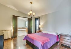 Others 3 Fish, Swim & Hike: Waterfront Home in Longview!