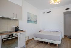 Lainnya 4 Apeiron Blue Perissa Apartments