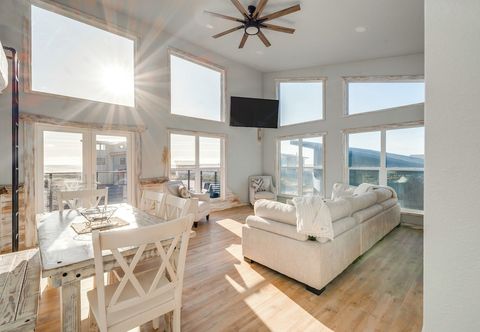 その他 Steps to Shore: Family Beach Getaway in Westport